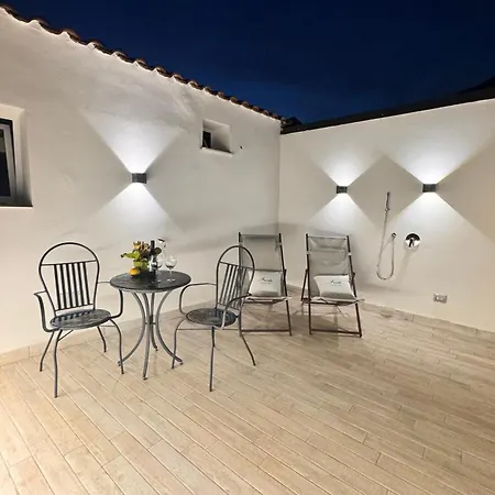 Bed & Breakfast Frida Luxury 4*