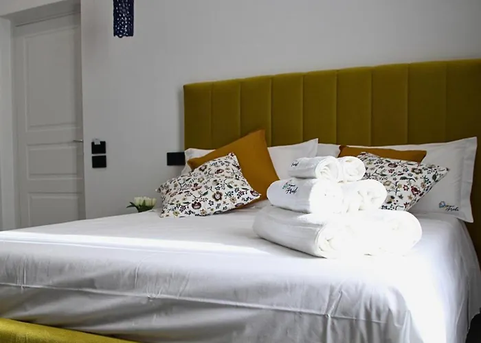 Bed & Breakfast Frida Luxury 4*